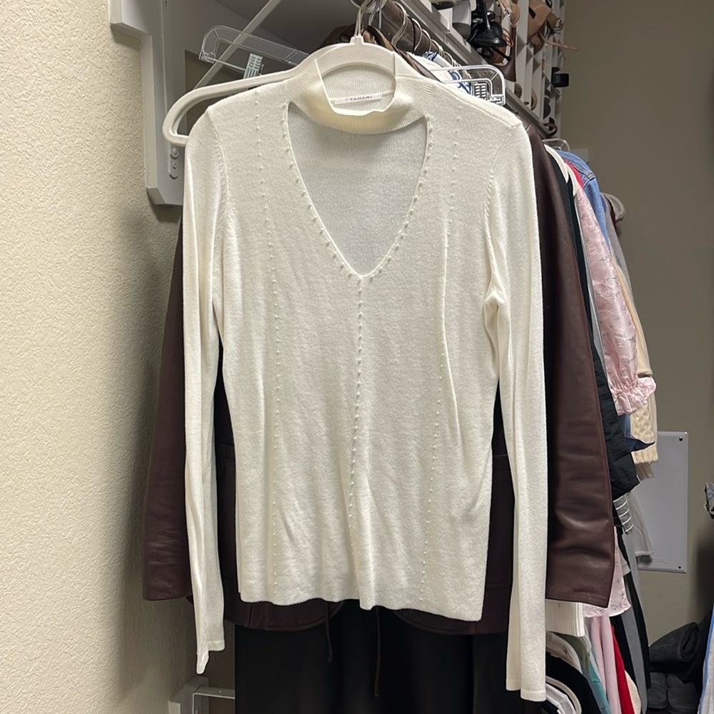 TAHARI SWEATER CREAM SZ S